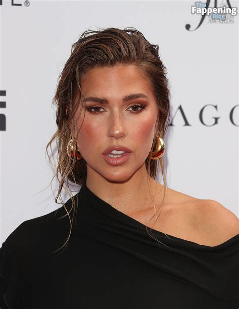 kara del toro nudes|Kara